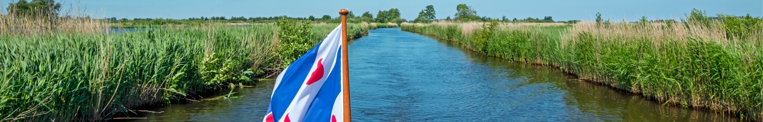 slider-yachtcharter-friesland-